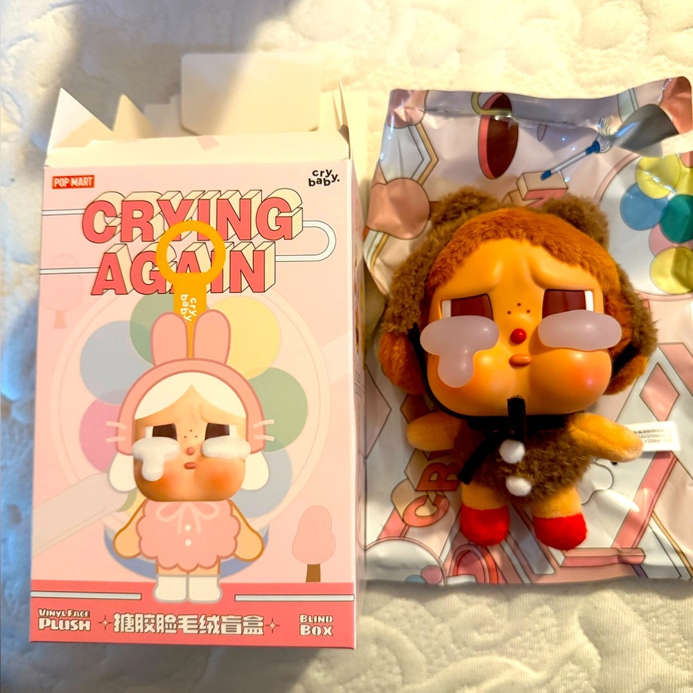 Pop Mart Cry Baby Crying Again - Love Makes us Cry